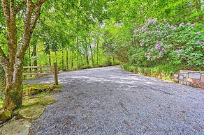 Cashiers Retreat w/ Fireplace & Mtn Views!