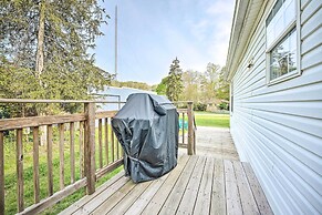 Breezy Coloma Getaway w/ Grill - 1 Mi to Beaches!