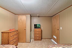 Waterloo Home With Fire Pit - 1/2 Mi to Boat Ramp!