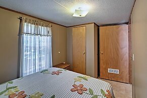 Waterloo Home With Fire Pit - 1/2 Mi to Boat Ramp!