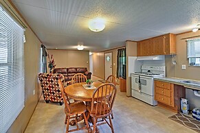 Waterloo Home With Fire Pit - 1/2 Mi to Boat Ramp!