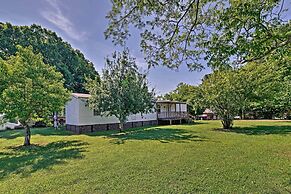 Waterloo Home With Fire Pit - 1/2 Mi to Boat Ramp!