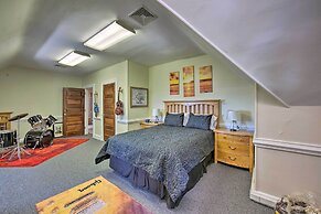 Luxurious Annville Home ~ 8 Mi to Hersheypark