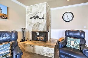 Beachfront Condo w/ Patio & Views - Walk to Shore!