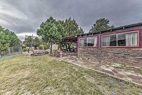 Cozy High Rolls Cottage With Fire Pit & Gas Grill!