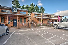 Romantic Broken Bow Cabin w/ Jacuzzi & Fire Pit!