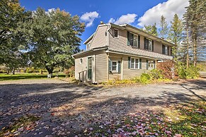 Spacious Apt w/ Yard: 3 Mi to Windham Mountain
