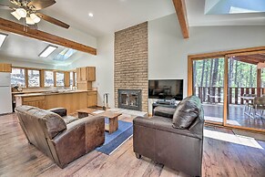 Serene Greer Cabin w/ Grill ~ 12 Mi to Skiing!