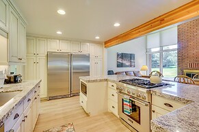 Superb Park City Escape w/ Deck, Walk to Ski Lift!