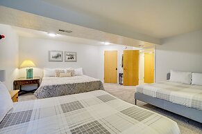 Superb Park City Escape w/ Deck, Walk to Ski Lift!