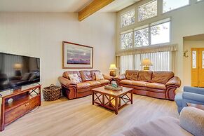 Superb Park City Escape w/ Deck, Walk to Ski Lift!