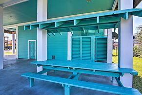 Deck + Fire Pit: Updated Crystal Beach Retreat!