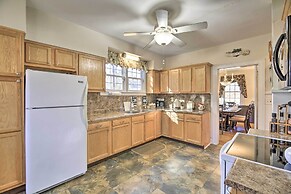 'homeplace' w/ Yard - 10 Mi to Jenny Wiley!