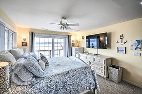 Relaxing Waterfront Escape ~ 11 Mi to Olympia