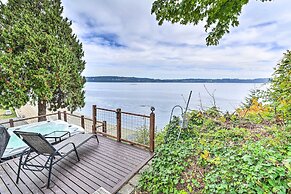Relaxing Waterfront Escape ~ 11 Mi to Olympia