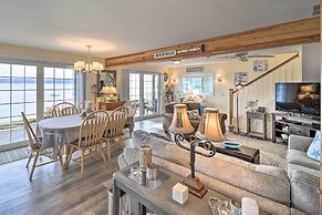 Relaxing Waterfront Escape ~ 11 Mi to Olympia