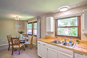 Charming Rapid City Apartment: Walk to Lake!