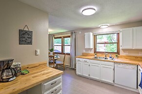 Charming Rapid City Apartment: Walk to Lake!