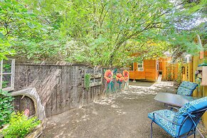 Homey Pet-friendly Libby Cottage w/ Yard by Creek!