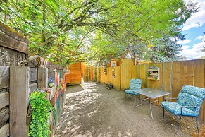 Homey Pet-friendly Libby Cottage w/ Yard by Creek!