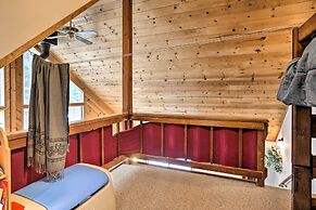 Truckee Outdoorsy Retreat < 2 Mi to Donner Lake!