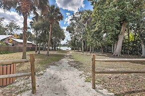 Dog-friendly Home w/ Gas Grill - Walk to Rose Bay!