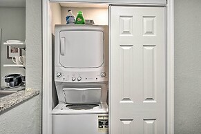 Dog-friendly Home w/ Gas Grill - Walk to Rose Bay!