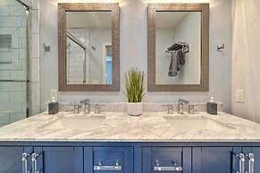 Charming Vacation Rental: Close to Downtown!