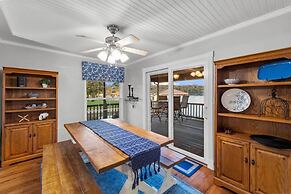 Lakefront Haven ~ 6 Mi to Historic Granbury Square