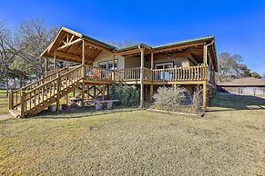 Lakefront Haven ~ 6 Mi to Historic Granbury Square