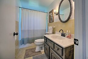 Lake Huron Cottage: Fire Pit, Steps to Beach!