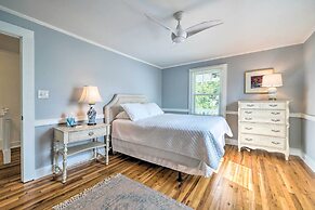 Historic Family Home < 1 Mi to Long Beach!