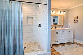 Historic Family Home < 1 Mi to Long Beach!