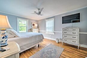 Historic Family Home < 1 Mi to Long Beach!