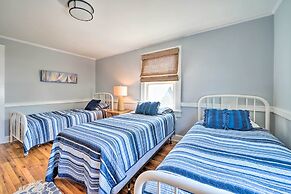 Historic Family Home < 1 Mi to Long Beach!