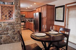 'troutfest' Riverfront Norfork Home, Great Fishing