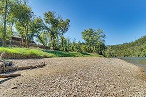'troutfest' Riverfront Norfork Home, Great Fishing