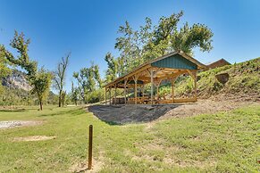 'troutfest' Riverfront Norfork Home, Great Fishing