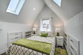 Renovated North Bend Cottage: Near Eateries!