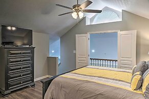 2 Mi to Lake: Condo w/ Balcony in Branson!