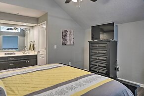 2 Mi to Lake: Condo w/ Balcony in Branson!