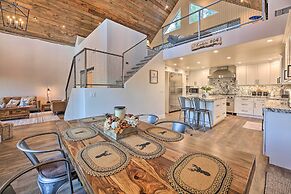 Mtn-view 'cabin 404' w/ Deck in Payson!