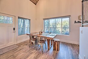 Mtn-view 'cabin 404' w/ Deck in Payson!