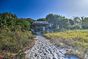 Beachfront Indian Shores Condo - Pool & Hot Tub!