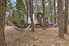 Pinetop Chalet Cabin ~ 1 Mi to Woodland Park