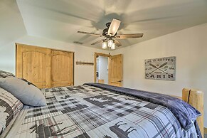 Pinetop Chalet Cabin ~ 1 Mi to Woodland Park