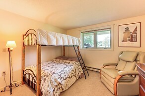 Beautiful Wentworth Golf Club Condo: Balcony & A/C