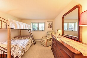 Beautiful Wentworth Golf Club Condo: Balcony & A/C