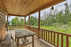 18 Mi to Slopes! Cabin w/ Valley Views in Blakely