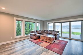 Scenic & Spacious Getaway on North Bay w/ Deck!